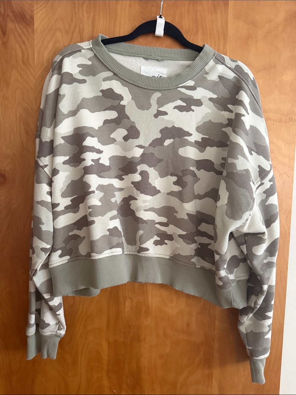 aerie Cropped Camo Crewneck Sweatshirt